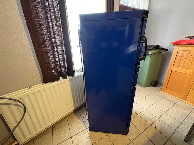 Retro ijskast vriezer - refrigerators - afbeelding 4 van  5