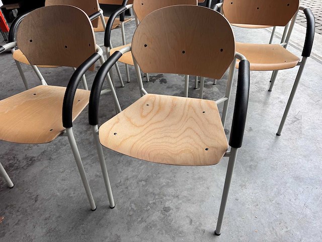 Retro kantinestoel, stapelbaar - hout/metaal (8x) - afbeelding 3 van  8