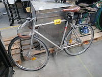 Retro koersfiets - afbeelding 1 van  6