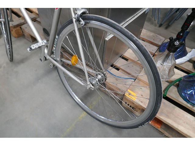 Retro koersfiets - afbeelding 2 van  6