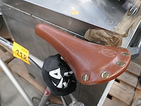 Retro koersfiets - afbeelding 3 van  6