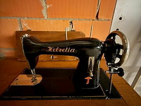 Retro naaimachine helvetia met tafeltje - afbeelding 4 van  4