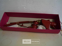 Retro rode badkraan - afbeelding 1 van  5