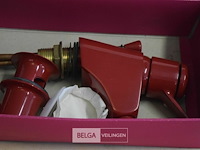 Retro rode badkraan - afbeelding 2 van  5