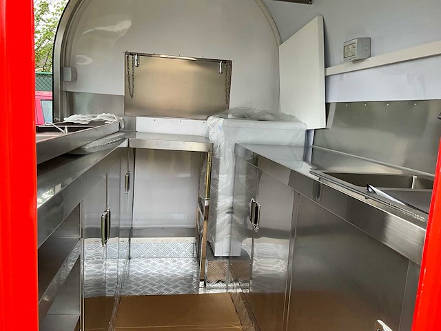 Retro s ral3020 foodtrucks - afbeelding 16 van  45