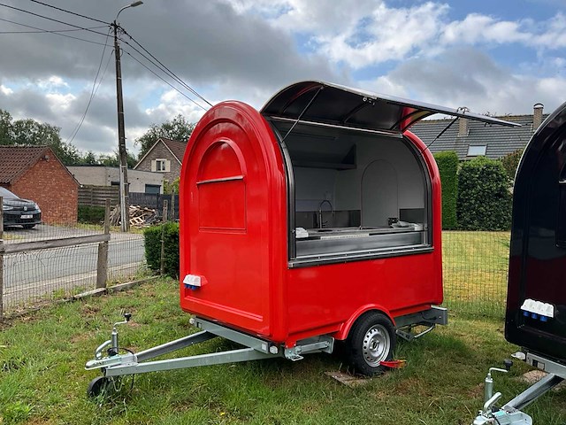 Retro s ral3020 foodtrucks - afbeelding 1 van  45