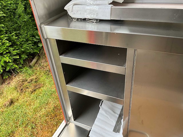 Retro s ral3020 foodtrucks - afbeelding 39 van  45