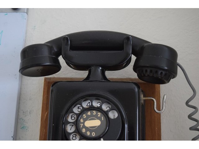 Retro telefoon - afbeelding 3 van  3