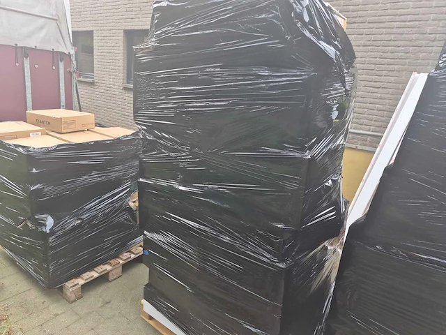 Return pallet big nr3 - afbeelding 2 van  2
