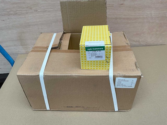 Revet nagels - afbeelding 1 van  4