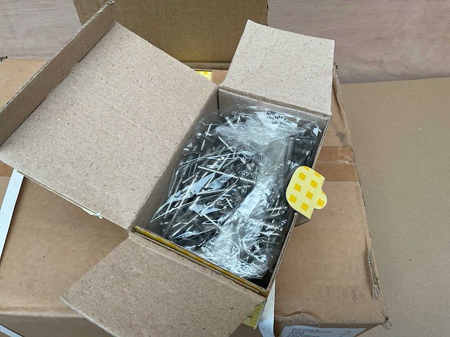 Revet nagels - afbeelding 4 van  4