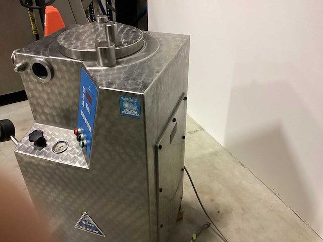 Rex vulbus - afbeelding 4 van  6