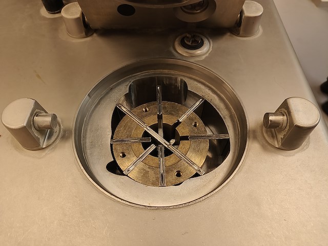 Rex - afbeelding 16 van  22