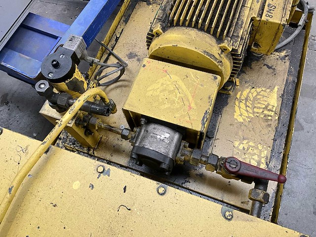 Rexroth 811 hydrauliek groep - afbeelding 9 van  13