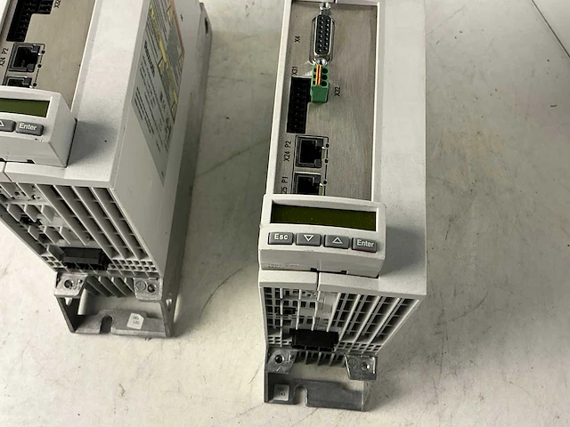 Rexroth hcs01.1e-w0028-a… frequentieregelaar (2x) - afbeelding 3 van  5