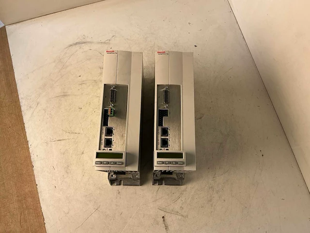 Rexroth hcs01.1e-w0028-a… frequentieregelaar (2x) - afbeelding 3 van  7