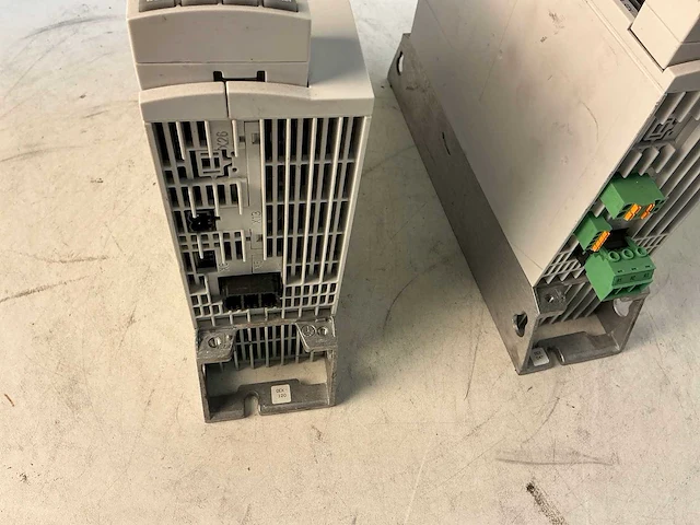 Rexroth hcs01.1e-w0028-a… frequentieregelaar (2x) - afbeelding 5 van  11