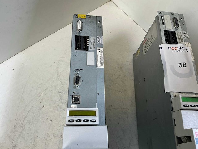 Rexroth indradrive c hcs02.1e-w0028 drive (2x) - afbeelding 3 van  9