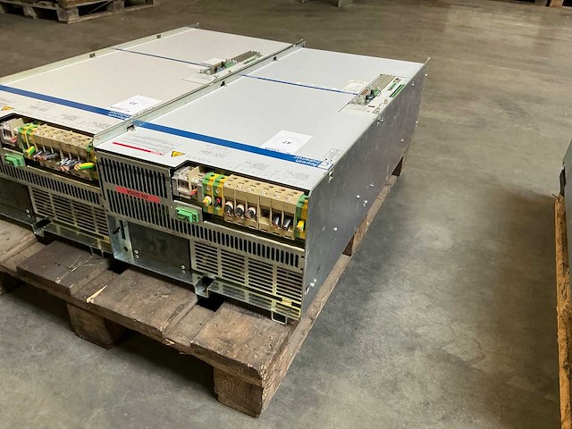 Rexroth indramat diax03 / dkr02 industriële servo aandrijfregelaar - afbeelding 3 van  9