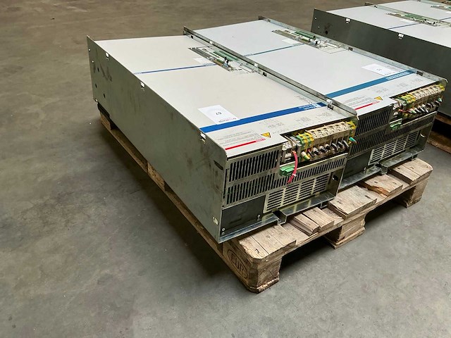 Rexroth indramat diax03 / dkr02 industriële servo aandrijfregelaar - afbeelding 3 van  7