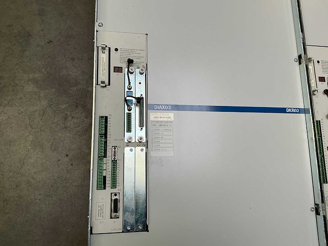 Rexroth indramat diax03 / dkr02 industriële servo aandrijfregelaar - afbeelding 5 van  7