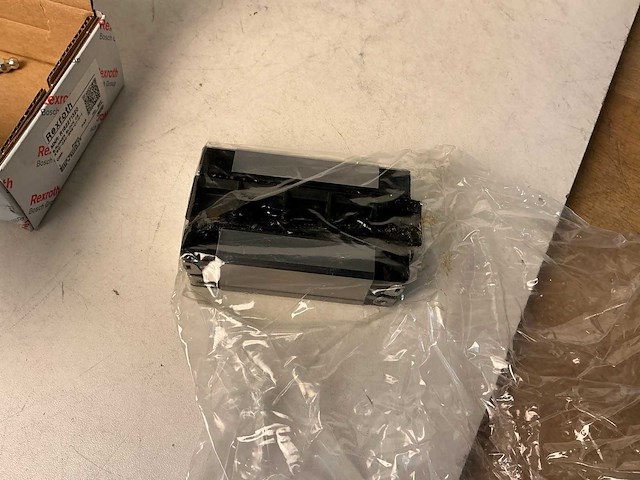Rexroth r162271320 ball runner block (9x) - afbeelding 3 van  5