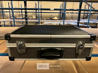 Rexton 4-port video switch in flightcase - afbeelding 6 van  6
