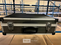 Rexton 4-port video switch in flightcase - afbeelding 8 van  8