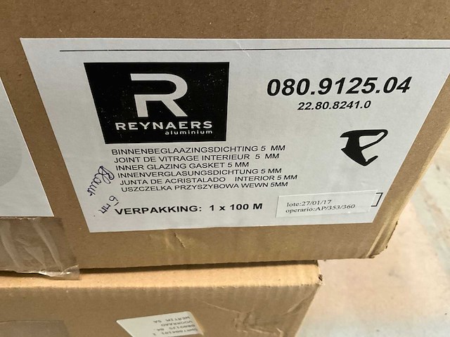 Reynaers partij aluminium afdichtingen deuren en ramen - afbeelding 2 van  4