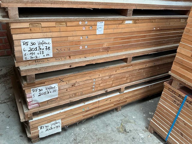 Rf 30 verfdeur (17x) - afbeelding 1 van  5