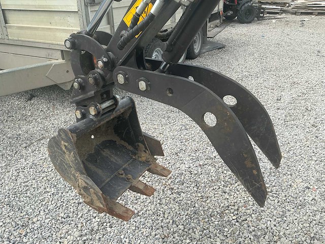 Rhinoceros xn12-9 minigraafmachine + acc. (35 uren) - afbeelding 2 van  16