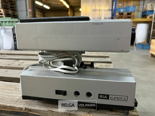 Ria super sl diaprojector - afbeelding 4 van  6