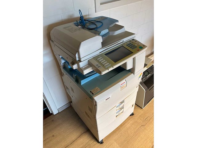 Ricoh aficio mp c2051 multifunctionele printer - afbeelding 2 van  5
