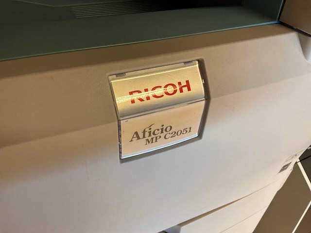 Ricoh aficio mp c2051 multifunctionele printer - afbeelding 3 van  5
