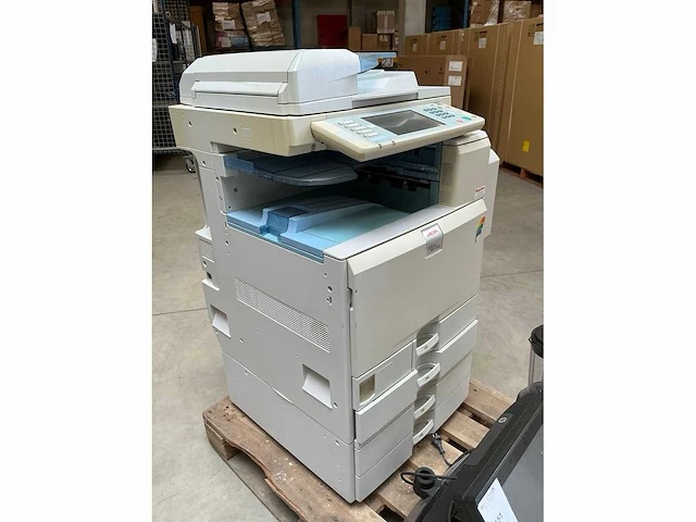 Ricoh aficio mp c3001 multifunctional - afbeelding 2 van  7