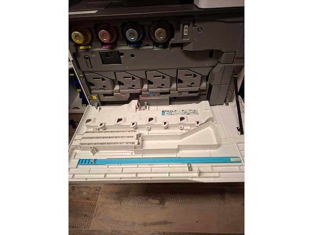Ricoh c2003 mp kleur multifunctionele kopieer inkjetprinter - afbeelding 9 van  12