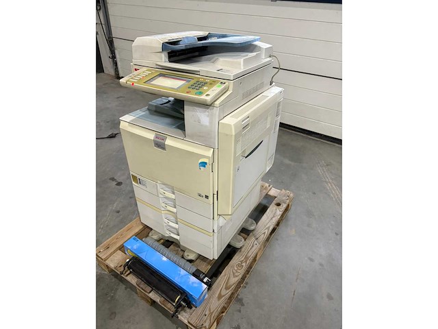 Ricoh mp c2500 lazerprinter ricoh printer - afbeelding 1 van  8