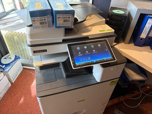Ricoh mp c3004 multifunctionele kleurenprinter / copier - afbeelding 2 van  8