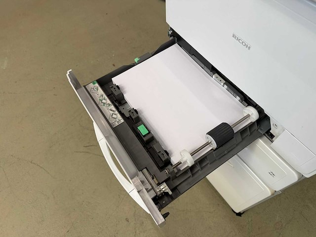 Ricoh mp c307 - multifunctionele full color laserprinter - afbeelding 8 van  12