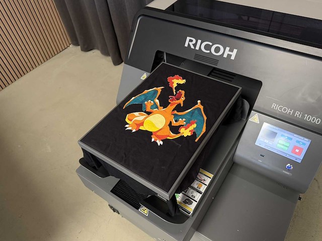 Ricoh ri 1000 - dtg textieldrukmachine - afbeelding 4 van  12