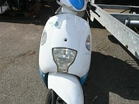 Ride elektrische scooter - afbeelding 4 van  7