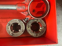 Ridgid 12-8 manuele draadsnijmachine - afbeelding 6 van  7