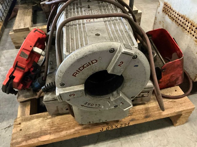 Ridgid 1233 draadsnijmachine - afbeelding 6 van  7