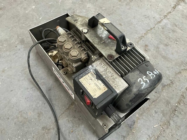 Ridgid 1460-e elektrische druktoets pomp - afbeelding 3 van  4