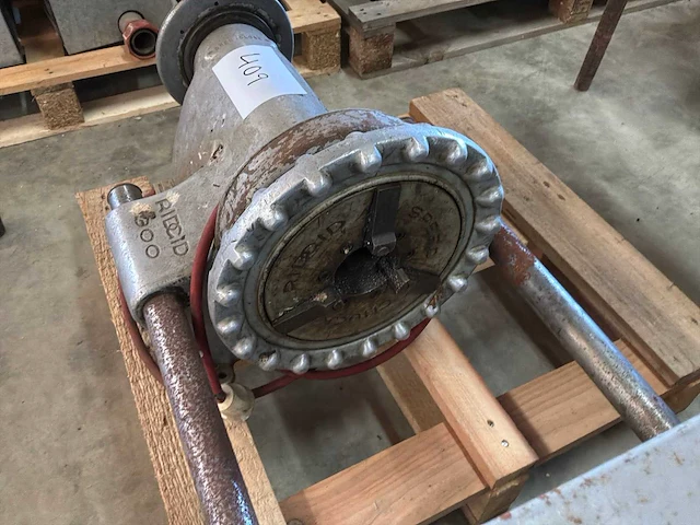 Ridgid 300 aandrijfeenheid voor pijpsnijder - afbeelding 4 van  4