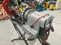 Ridgid 300 compact draadsnijmachine - afbeelding 6 van  11