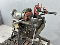 Ridgid 300 compact draaisnijmachine - afbeelding 3 van  5