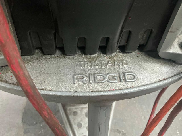 Ridgid 300 draadsnijmachine - afbeelding 7 van  8