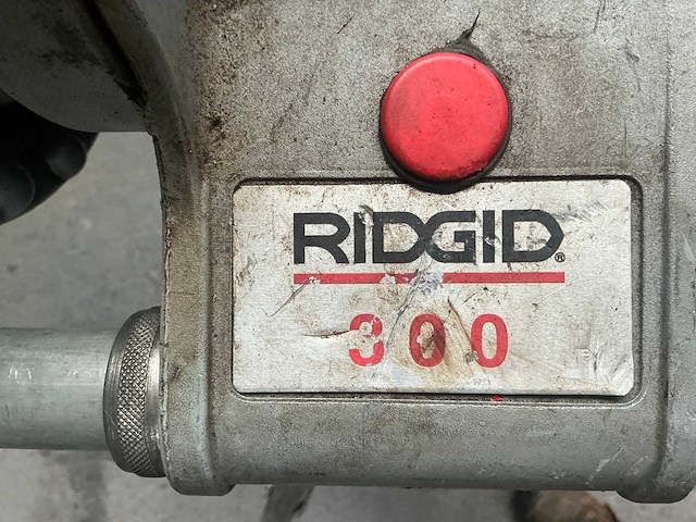 Ridgid 300 draadsnijmachine - afbeelding 8 van  8