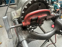 Ridgid 300 draadsnijmachine - afbeelding 4 van  9